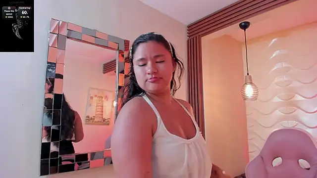 natasha adams22 online show from October 18, 2025, 12:45 am