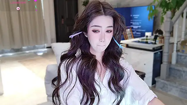 Snapshot of pinnnnnnk chatting on February 22, 2026, 4:26 am pinnnnnnk online show from February 22, 2026, 4:26 am