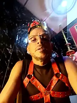 Snapshot of Charly_BC_Dirty chatting on January 17, 2026, 5:22 am Charly BC Dirty online show from January 17, 2026, 5:22 am