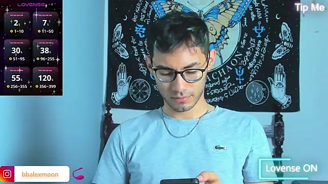 Snapshot of alexdesire chatting on March 18, 2025, 7:12 pm alexdesire online show from March 18, 2025, 7:12 pm