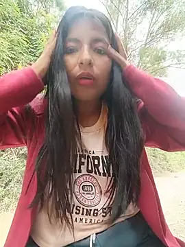 Danna-linyi online show from June 18, 2026, 2:22 pm