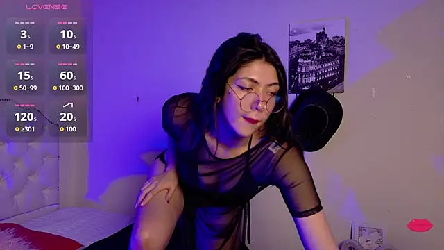 Snapshot of Aurora_Hotson chatting on November 26, 2025, 1:05 am Aurora Hotson online show from November 26, 2025, 1:05 am