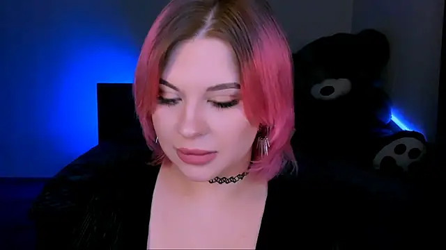 evaharve online show from March 15, 2025, 10:55 pm