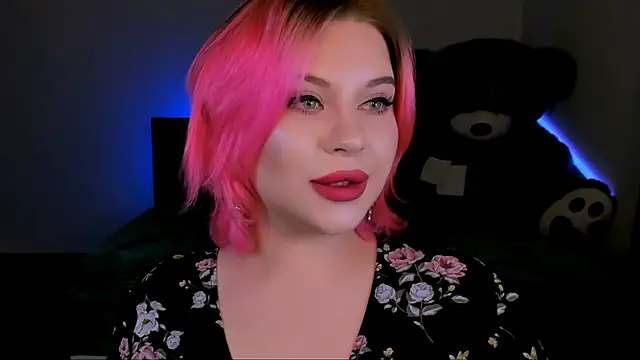 evaharve online show from March 1, 2025, 10:42 pm