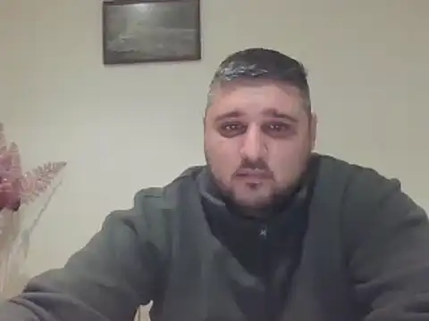  revianzip1 online show from January 29, 2025, 4:52 pm