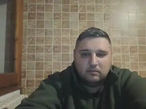  revianzip1 online show from March 18, 2025, 8:59 pm