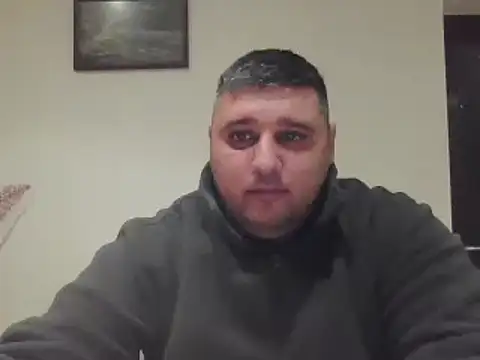  revianzip1 online show from January 11, 2025, 6:12 pm