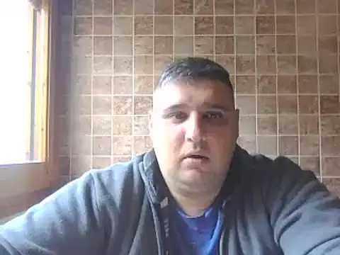  revianzip1 online show from March 13, 2025, 1:50 pm