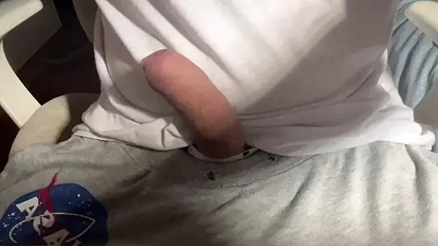 Snapshot of Axeeeeeeeeeeeel chatting on November 23, 2025, 5:34 pm Axeeeeeeeeeeeel online show from November 23, 2025, 5:34 pm