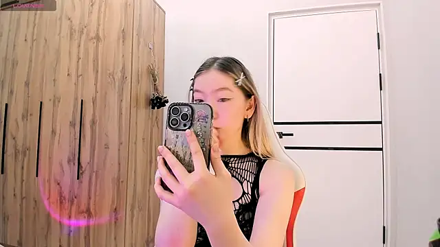 Babby Rabbit online show from April 2, 2026, 12:01 pm