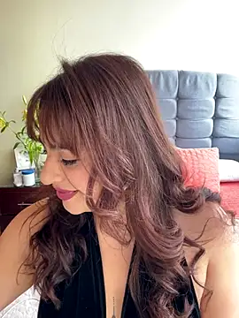 Gabriela-Parker  online show from October 4, 2025, 6:31 pm