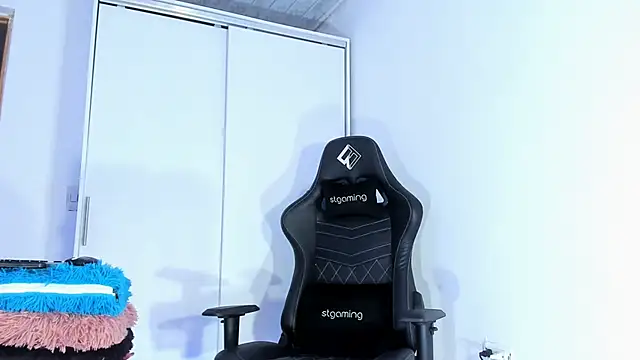 Dulce smith 1 online show from November 13, 2025, 1:20 am