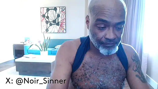 sinnernoir online show from February 17, 2026, 7:33 pm