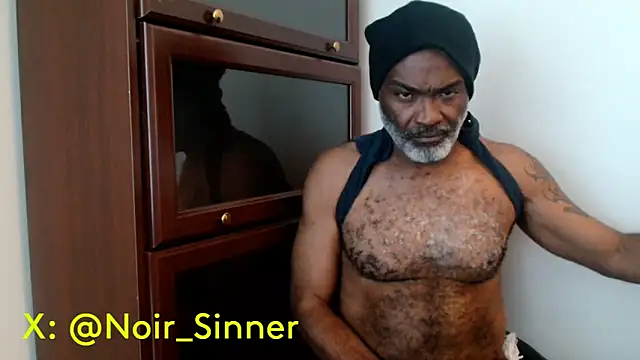 sinnernoir online show from May 15, 2026, 2:59 pm