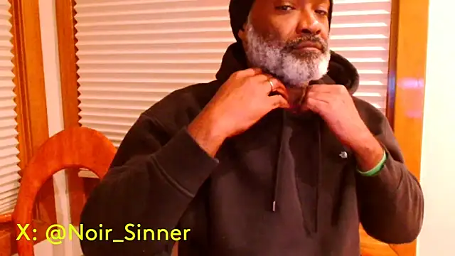 sinnernoir online show from December 22, 2025, 8:03 am