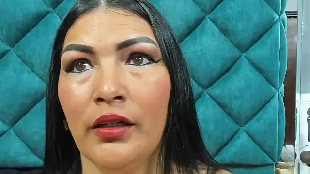 PENELOPELEWISs online show from September 24, 2025, 5:03 am