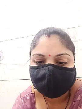 Cute-Aadhvita online show from April 24, 2026, 1:51 am