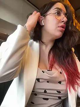 Snapshot of VikiDemi chatting on March 2, 2025, 1:42 pm VikiDemi online show from March 2, 2025, 1:42 pm