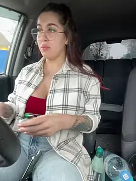 Snapshot of VikiDemi chatting on March 18, 2025, 12:17 pm VikiDemi online show from March 18, 2025, 12:17 pm