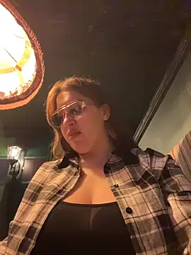 VikiDemi online show from February 9, 2026, 3:21 pm