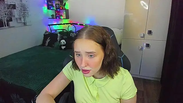 Snapshot of LinaTruly chatting on March 2, 2026, 10:17 pm LinaTruly online show from March 2, 2026, 10:17 pm