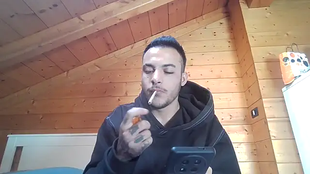 Snapshot of FTM98xxx chatting on February 24, 2026, 10:16 am FTM98xxx online show from February 24, 2026, 10:16 am