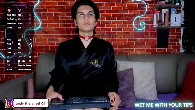 andy angell1 online show from September 29, 2025, 1:17 pm