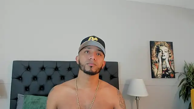 Robin Rief online show from October 19, 2025, 3:20 am