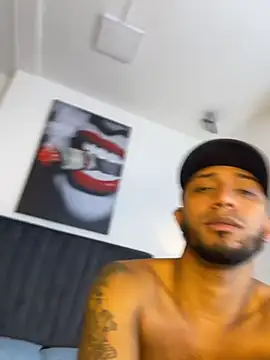 Snapshot of Robin_Rief chatting on February 24, 2026, 3:40 am Robin Rief online show from February 24, 2026, 3:40 am