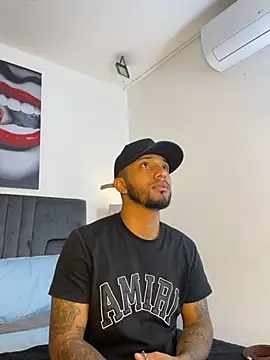 Snapshot of Robin_Rief chatting on February 17, 2026, 3:26 am Robin Rief online show from February 17, 2026, 3:26 am