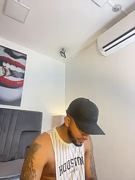 Snapshot of Robin_Rief chatting on February 26, 2026, 3:17 am Robin Rief online show from February 26, 2026, 3:17 am