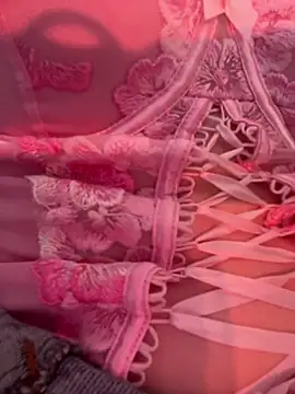 Snapshot of NicoleCut chatting on January 18, 2026, 11:46 am NicoleCut online show from January 18, 2026, 11:46 am