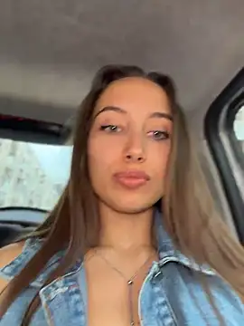 Snapshot of VelvetVixenI chatting on July 19, 2026, 3:53 pm VelvetVixenI online show from July 19, 2026, 3:53 pm
