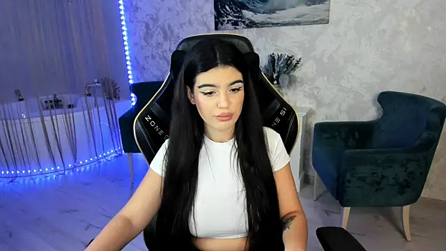 Snapshot of AlluringAriel chatting on September 25, 2025, 2:12 pm AlluringAriel online show from September 25, 2025, 2:12 pm