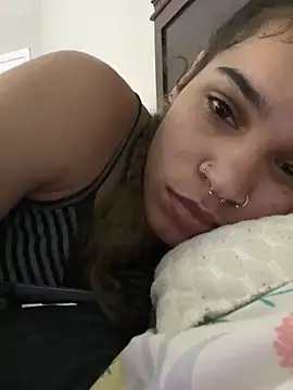 1prettygem online show from January 8, 2025, 5:48 am