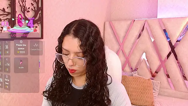 Aurora Brownn online show from January 15, 2026, 4:05 am