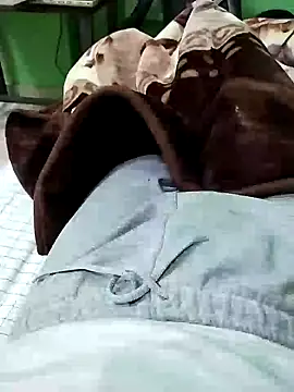 KUKU69XX online show from December 24, 2024, 6:06 pm