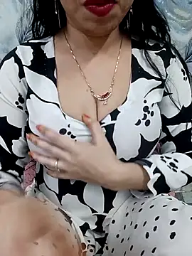 Haniya-143 online show from February 28, 2026, 9:47 pm