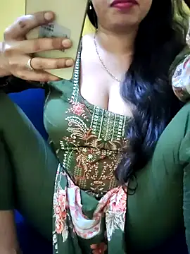 Haniya-143 online show from October 27, 2025, 1:17 am