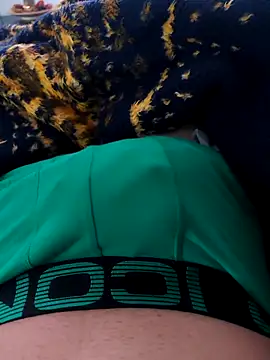 ariel-rick online show from November 21, 2025, 1:54 pm