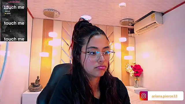 Ariana Pierce online show from March 6, 2025, 5:35 am