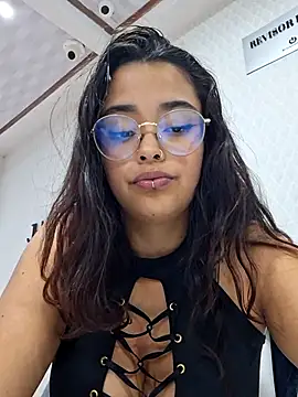 Ariana Pierce online show from March 18, 2025, 4:40 am