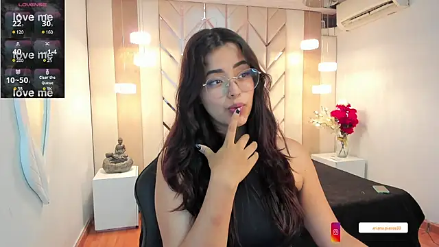 Ariana Pierce online show from March 3, 2025, 5:05 am