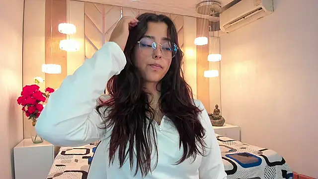 Ariana Pierce online show from February 20, 2025, 5:01 am