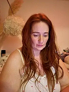 Snapshot of Engel_mia chatting on March 7, 2025, 9:27 pm Engel mia online show from March 7, 2025, 9:27 pm