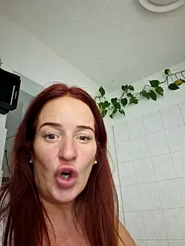 Snapshot of Engel_mia chatting on March 13, 2025, 3:06 pm Engel mia online show from March 13, 2025, 3:06 pm