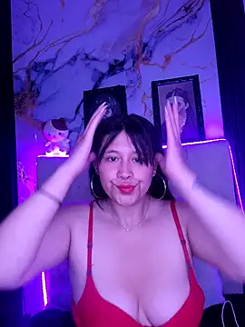 Snapshot of mariana_21x chatting on October 21, 2025, 12:37 pm mariana 21x online show from October 21, 2025, 12:37 pm