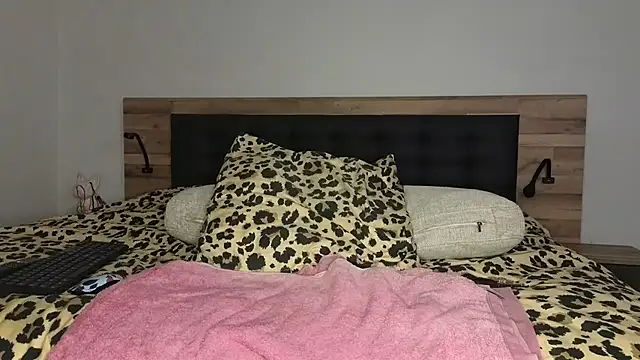 Snapshot of vera_jim chatting on November 18, 2025, 7:44 am vera jim online show from November 18, 2025, 7:44 am