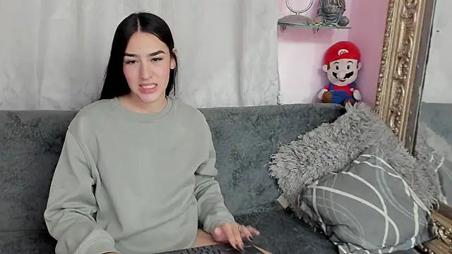 Snapshot of oriana_faddila chatting on March 23, 2025, 5:00 am oriana faddila online show from March 23, 2025, 5:00 am