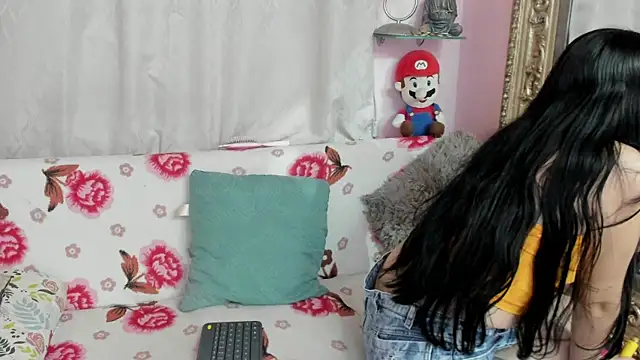 Snapshot of oriana_faddila chatting on March 19, 2025, 2:37 am oriana faddila online show from March 19, 2025, 2:37 am